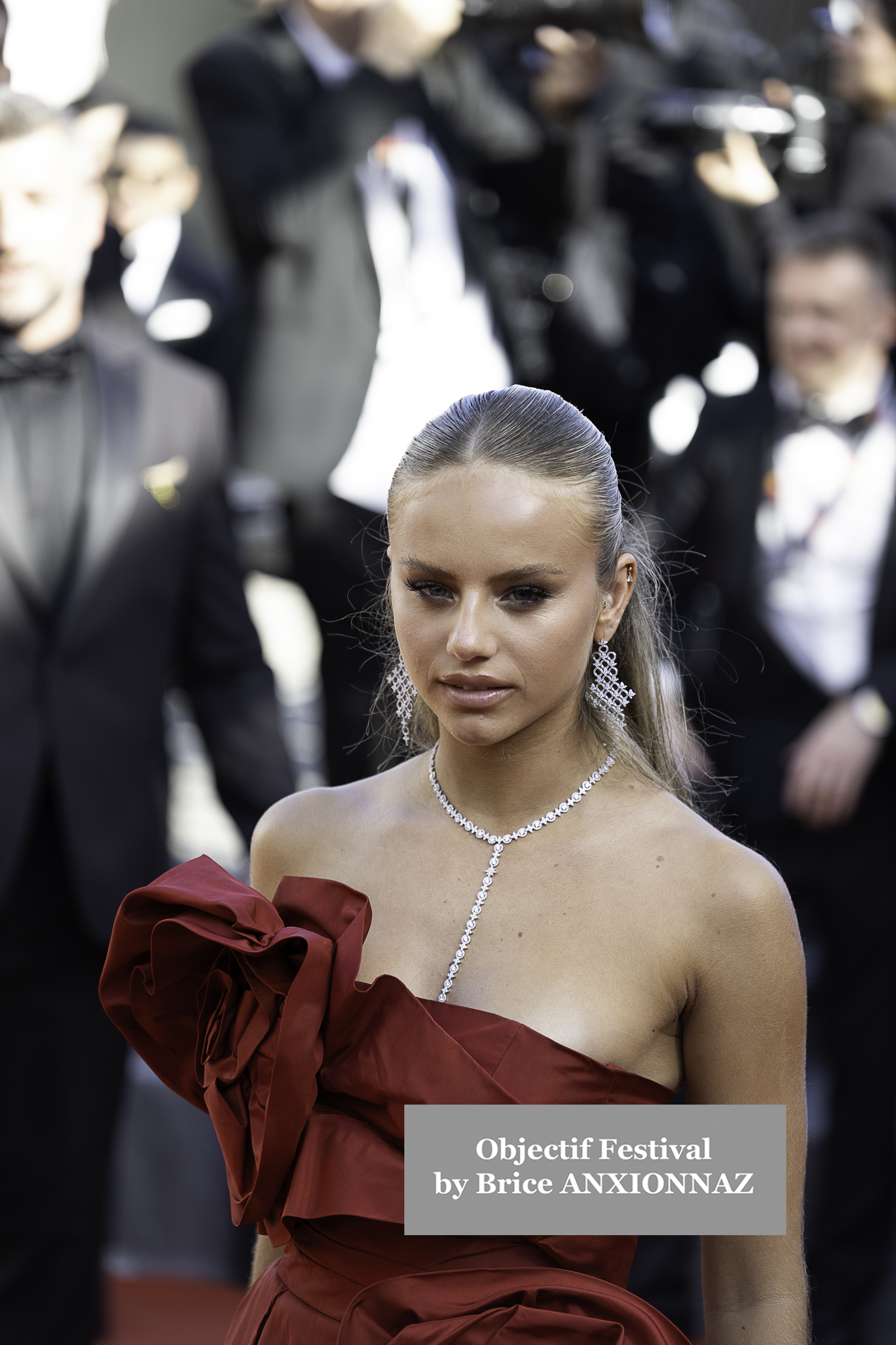 Kinds  Of  Kindness / 77th Cannes International Film Festival / Objectif Festival by Brice ANXIONNAZ